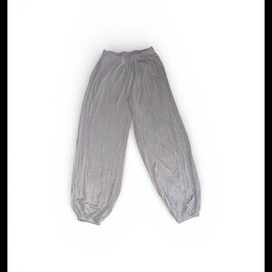 GRAY CUFFED BOTTOM LIGHTWEIGHT PANTS
